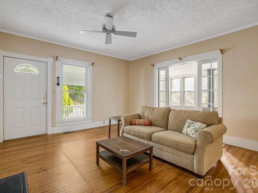 82 Hill Street, Hot Springs, NC 28743.  MLS# CAR4400452, YatesRealty ID 35452. 