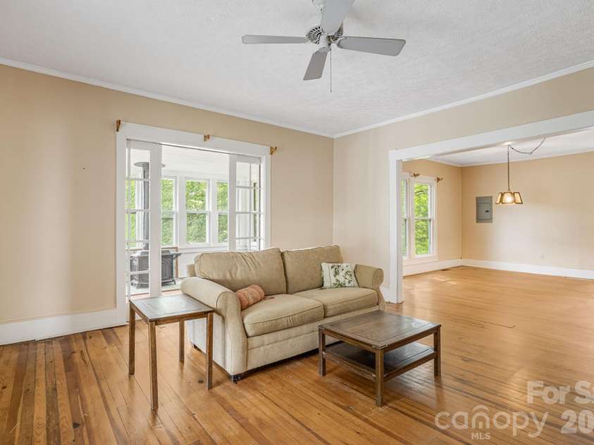 82 Hill Street, Hot Springs, NC 28743.  MLS# CAR4400452, YatesRealty ID 35452. 