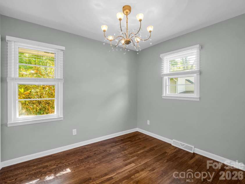 16 Main Street, Asheville, NC 28803.  MLS# CAR4399925, YatesRealty ID 35453. 