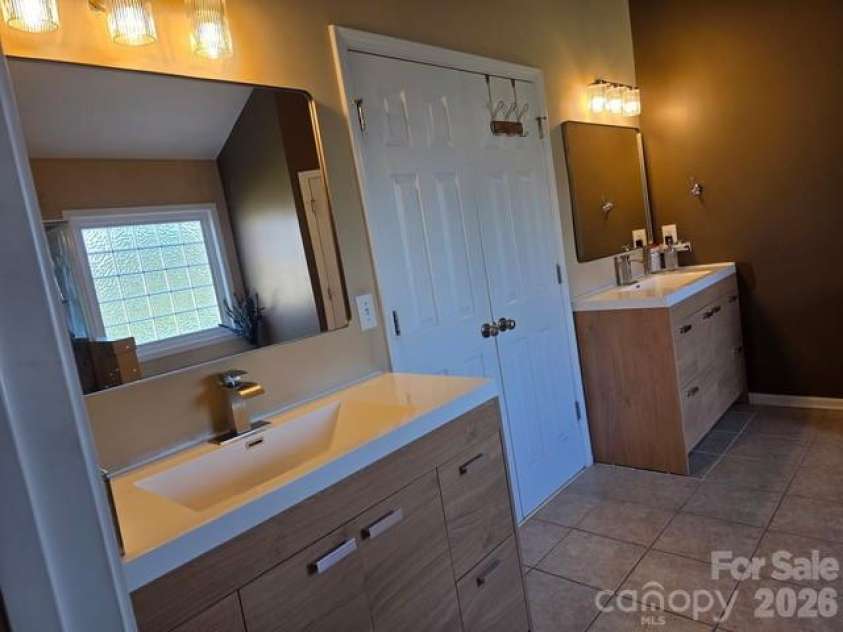 9608 Indian Beech Avenue, Concord, NC 28027.  MLS# CAR4296375, YatesRealty ID 35453. 