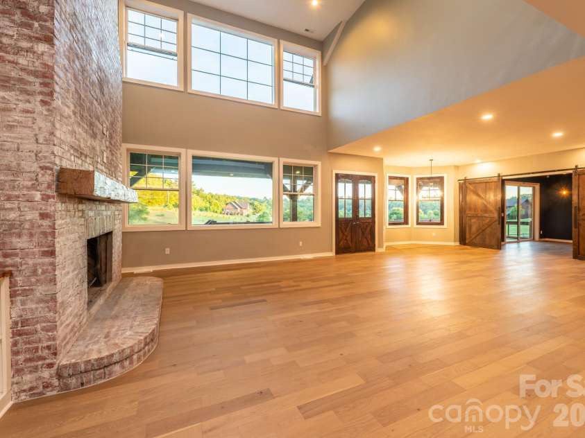 119 Summer Drive, Blowing Rock, NC 28605.  MLS# CAR4399507, YatesRealty ID 35455. 