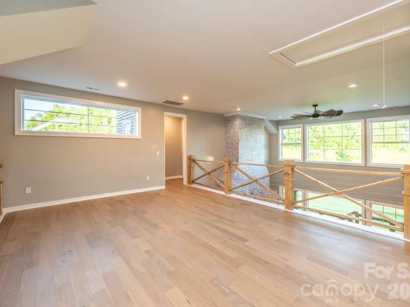 119 Summer Drive, Blowing Rock, NC 28605.  MLS# CAR4399507, YatesRealty ID 35455. 