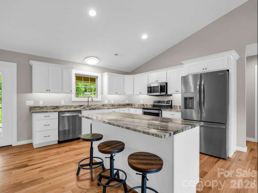 100 Walt Drive, Hendersonville, NC 28792.  MLS# CAR4391654, YatesRealty ID 35457. 