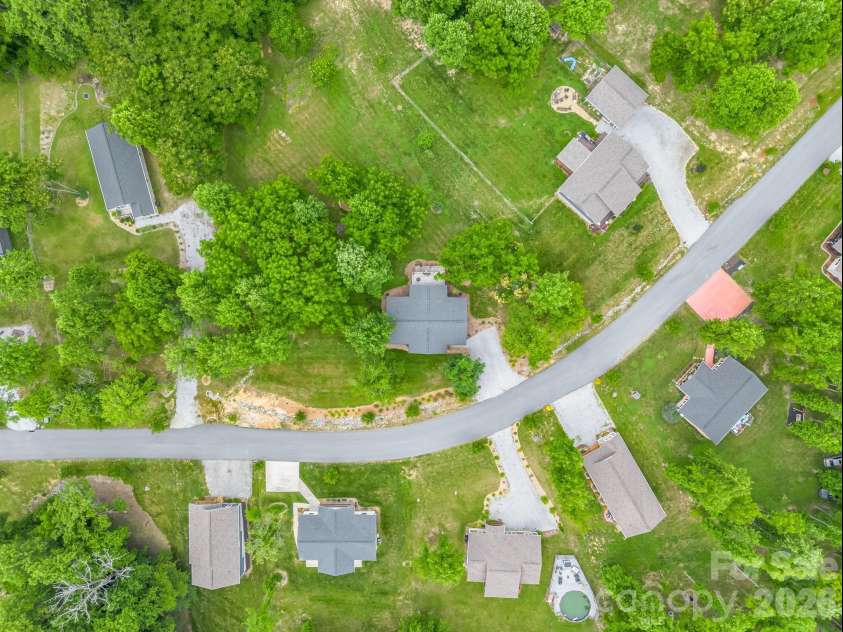 100 Walt Drive, Hendersonville, NC 28792.  MLS# CAR4391654, YatesRealty ID 35457. 
