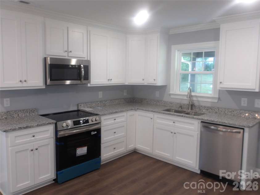 339 11th Street, Oakboro, NC 28129.  MLS# CAR4399349, YatesRealty ID 35459. 