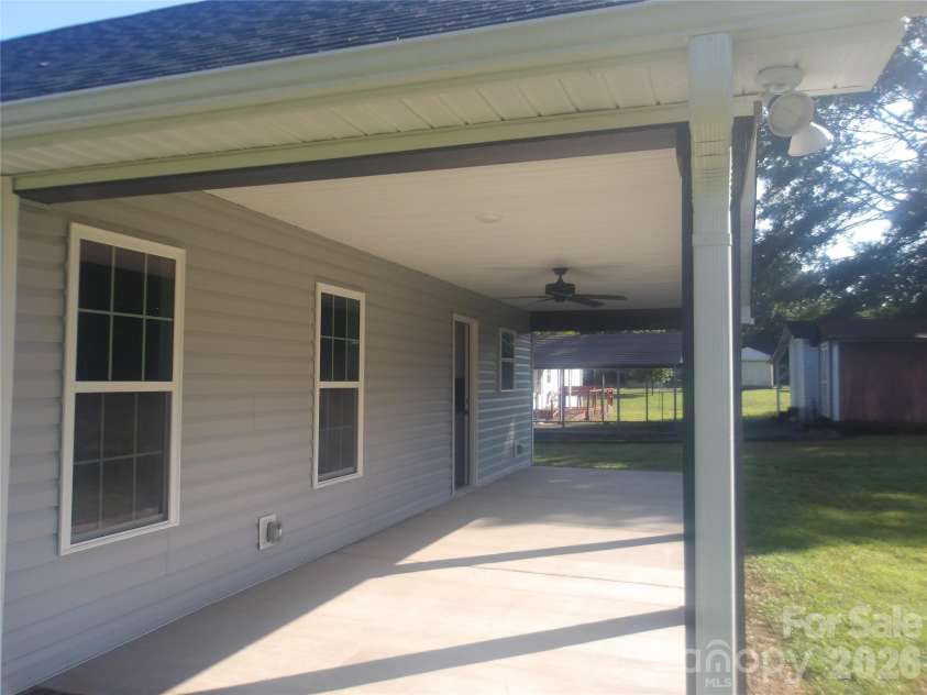 339 11th Street, Oakboro, NC 28129.  MLS# CAR4399349, YatesRealty ID 35459. 