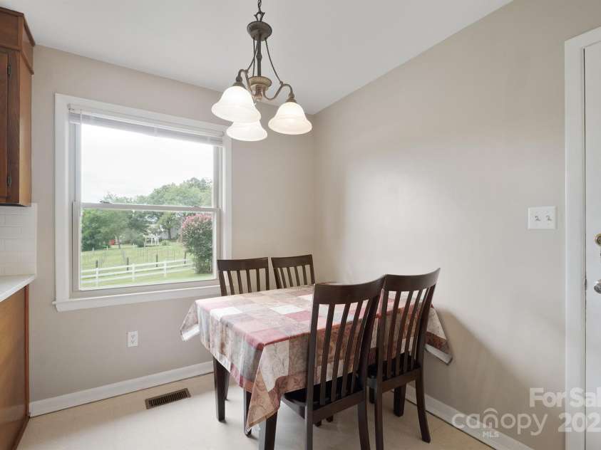 409 Cardinal Drive, Newton, NC 28658.  MLS# CAR4241098, YatesRealty ID 3546. 