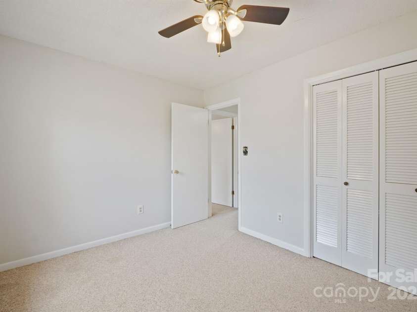 409 Cardinal Drive, Newton, NC 28658.  MLS# CAR4241098, YatesRealty ID 3546. 