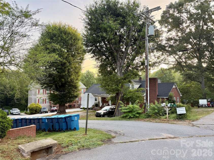 448 6th Street, Taylorsville, NC 28681.  MLS# CAR4401086, YatesRealty ID 35461. 
