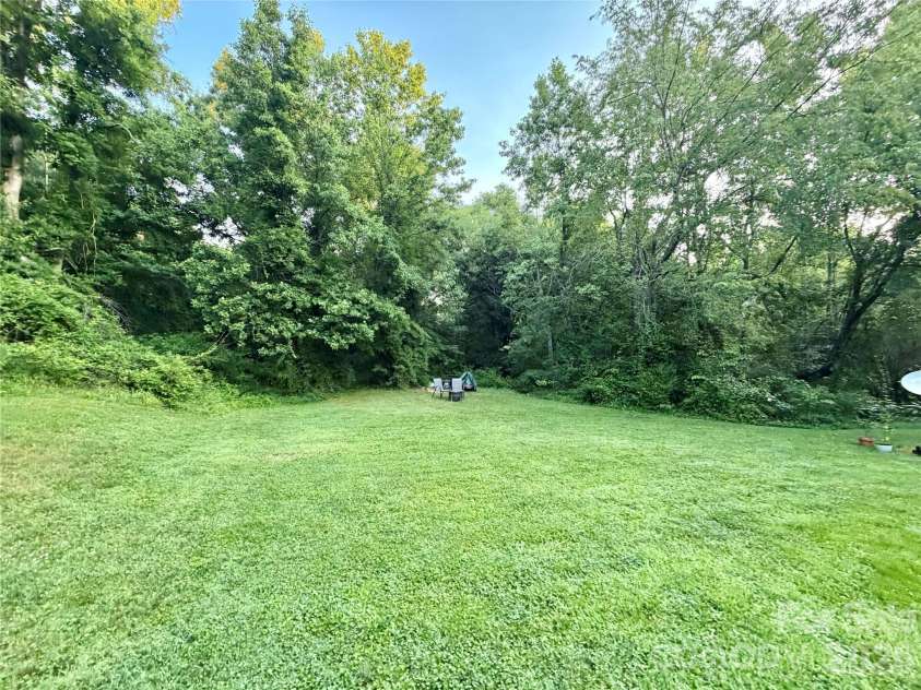 448 6th Street, Taylorsville, NC 28681.  MLS# CAR4401086, YatesRealty ID 35461. 