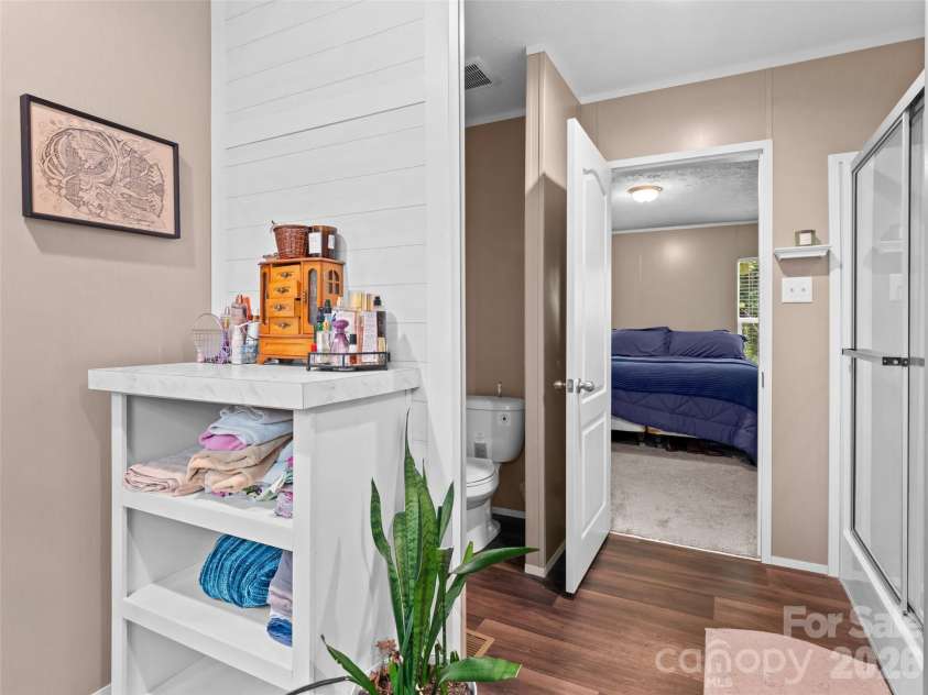 64 Tupper Lane, Hendersonville, NC 28792.  MLS# CAR4398491, YatesRealty ID 35462. 