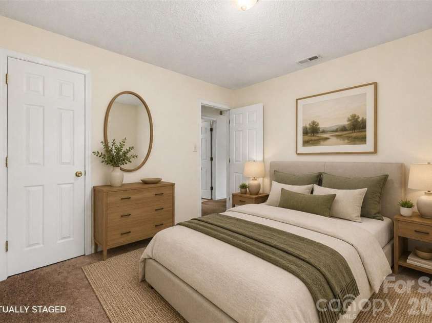 808 Floyd Lane, Gastonia, NC 28052.  MLS# CAR4386598, YatesRealty ID 35468. 