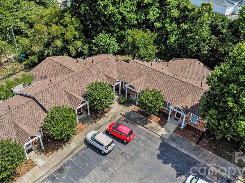 808 Floyd Lane, Gastonia, NC 28052.  MLS# CAR4386598, YatesRealty ID 35468. 