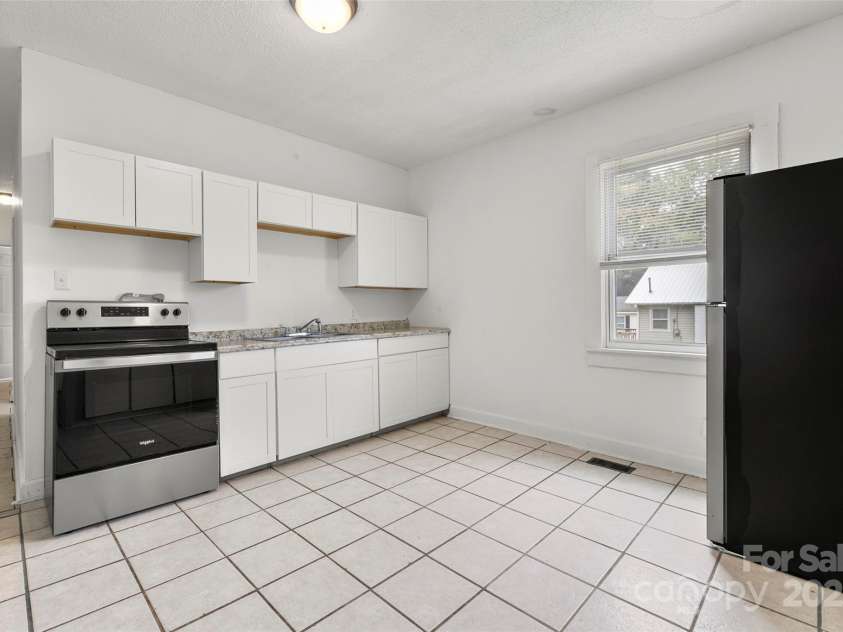 401 Ebenezer Avenue, Rock Hill, SC 29730.  MLS# CAR4298234, YatesRealty ID 35469. 