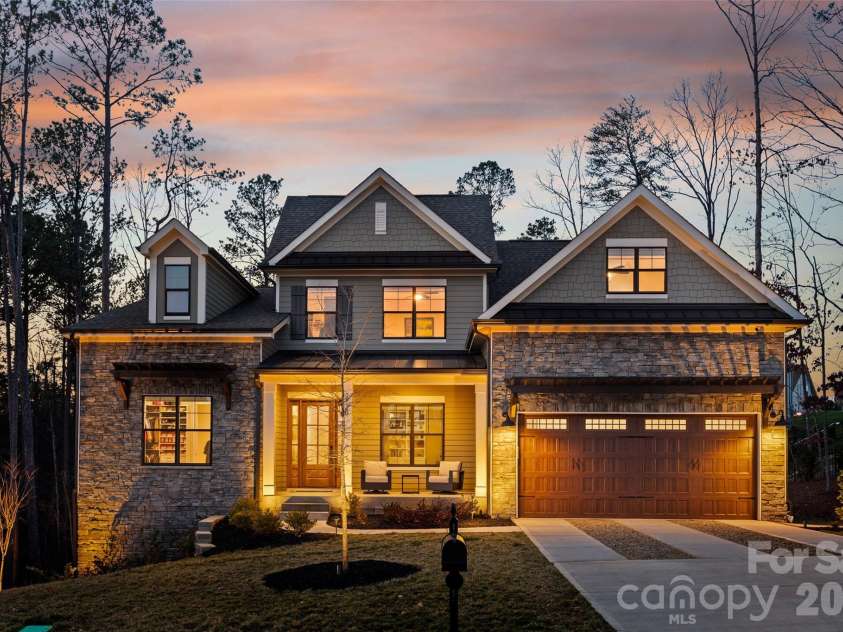 18140 Kalabash Road, Charlotte, NC 28278.  MLS# CAR4354219, YatesRealty ID 3547. 