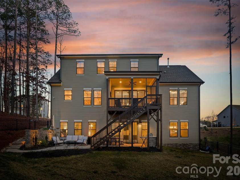 18140 Kalabash Road, Charlotte, NC 28278.  MLS# CAR4354219, YatesRealty ID 3547. 