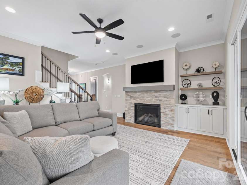 18140 Kalabash Road, Charlotte, NC 28278.  MLS# CAR4354219, YatesRealty ID 3547. 
