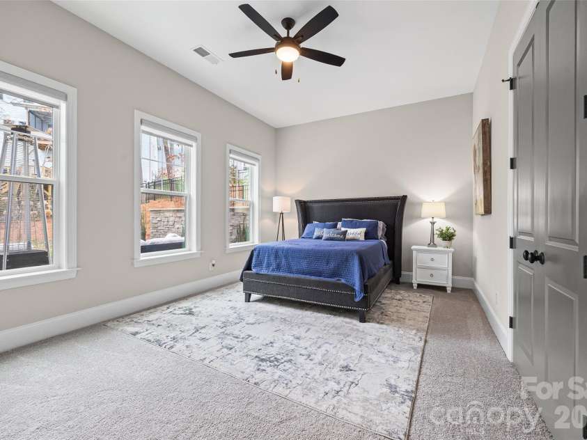 18140 Kalabash Road, Charlotte, NC 28278.  MLS# CAR4354219, YatesRealty ID 3547. 
