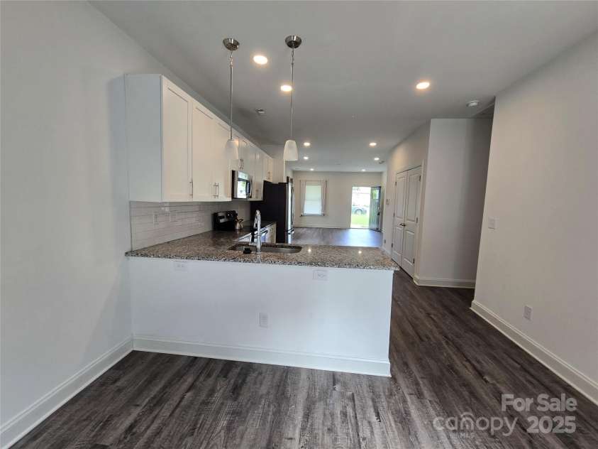 236 Emmett Street, Rock Hill, SC 29730.  MLS# CAR4297577, YatesRealty ID 35471. 
