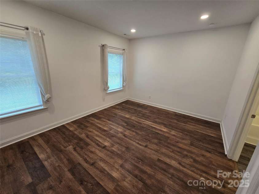 236 Emmett Street, Rock Hill, SC 29730.  MLS# CAR4297577, YatesRealty ID 35471. Primary Bedroom with Ensuite and Walk-in Closet