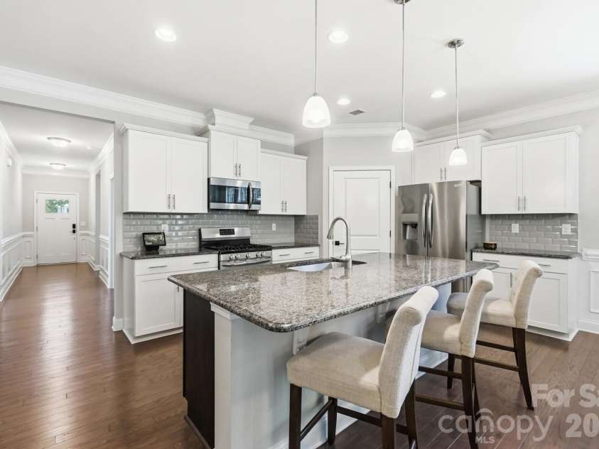 5036 Lydney Circle, Waxhaw, NC 28173.  MLS# CAR4395405, YatesRealty ID 35473. 