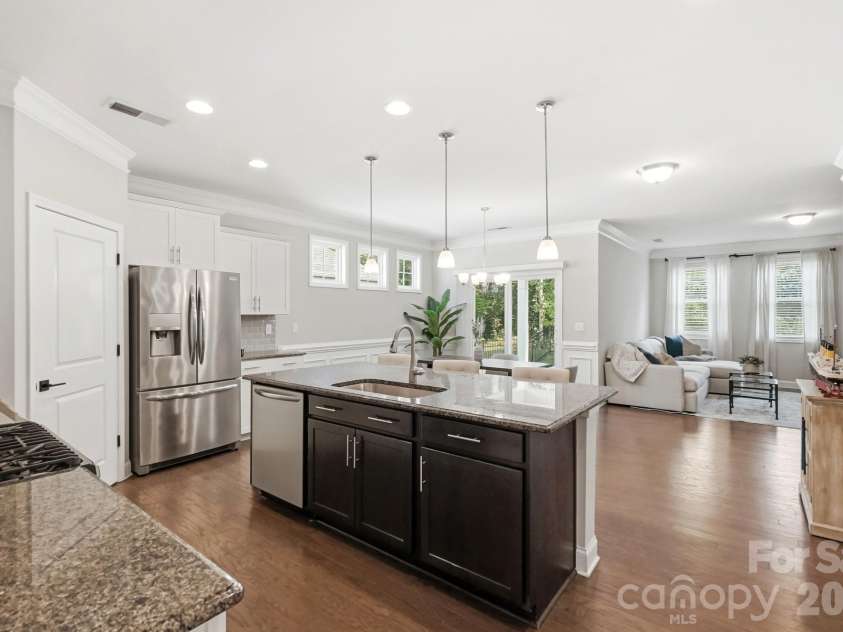 5036 Lydney Circle, Waxhaw, NC 28173.  MLS# CAR4395405, YatesRealty ID 35473. 