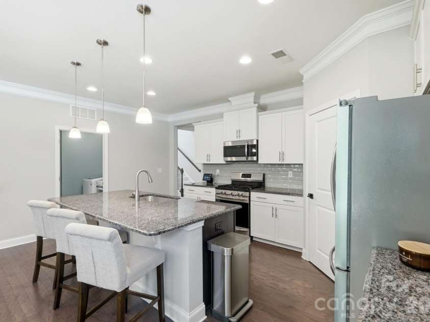 5036 Lydney Circle, Waxhaw, NC 28173.  MLS# CAR4395405, YatesRealty ID 35473. 