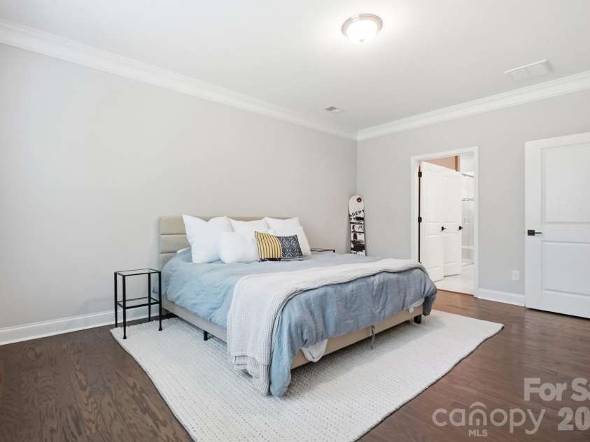 5036 Lydney Circle, Waxhaw, NC 28173.  MLS# CAR4395405, YatesRealty ID 35473. 