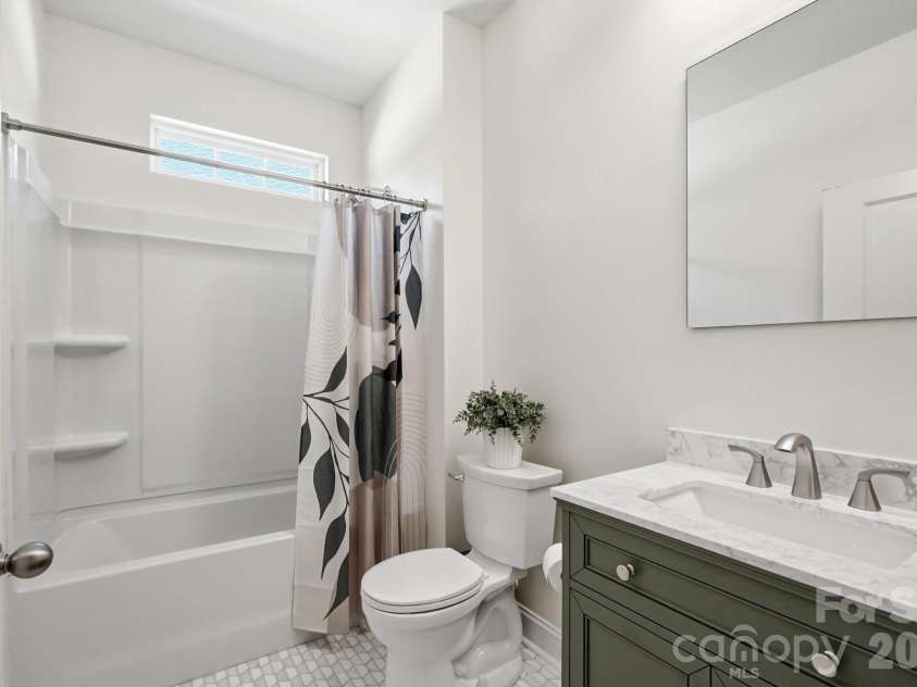 5036 Lydney Circle, Waxhaw, NC 28173.  MLS# CAR4395405, YatesRealty ID 35473. 