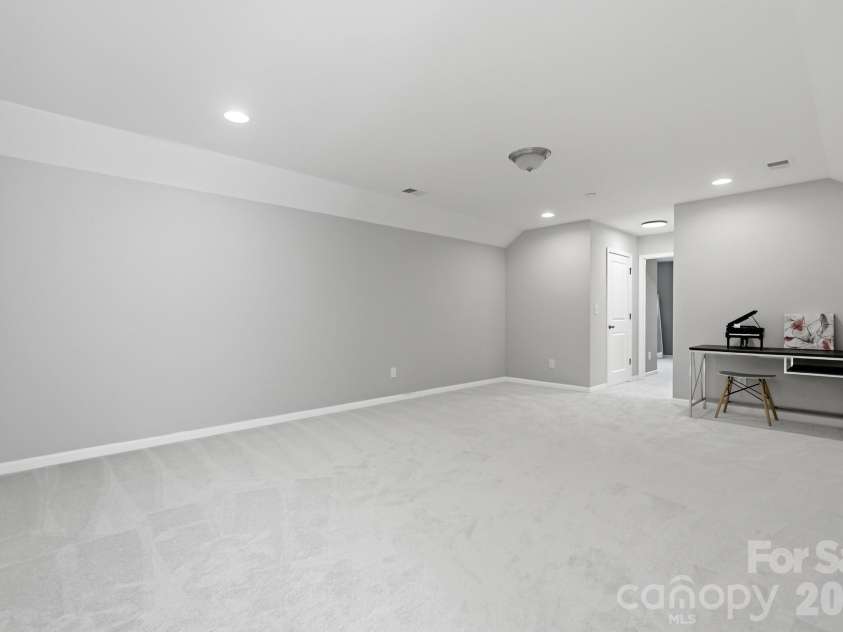 5036 Lydney Circle, Waxhaw, NC 28173.  MLS# CAR4395405, YatesRealty ID 35473. 