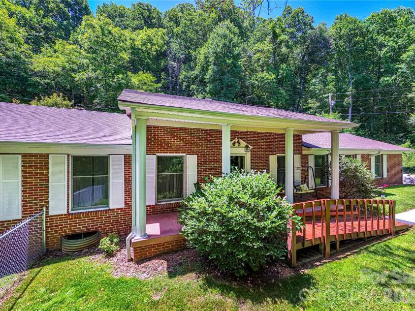 7835 US 23 Highway, Mars Hill, NC 28754.  MLS# CAR4395357, YatesRealty ID 35474. 