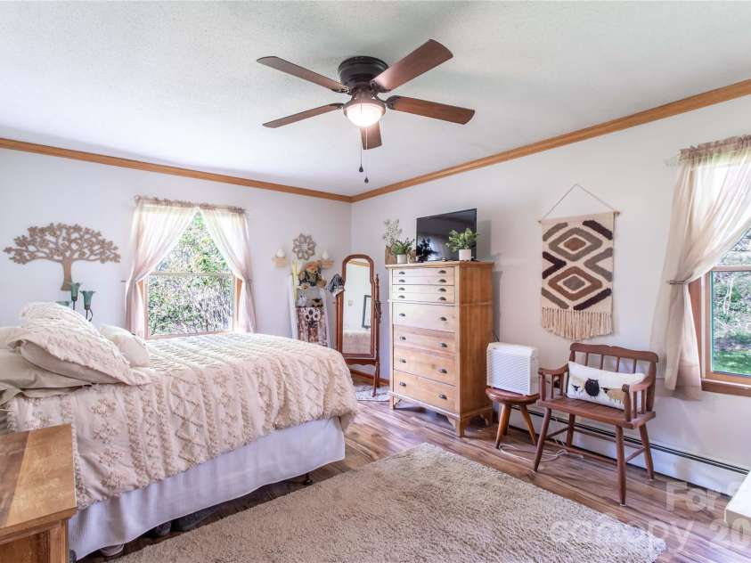 7835 US 23 Highway, Mars Hill, NC 28754.  MLS# CAR4395357, YatesRealty ID 35474. 