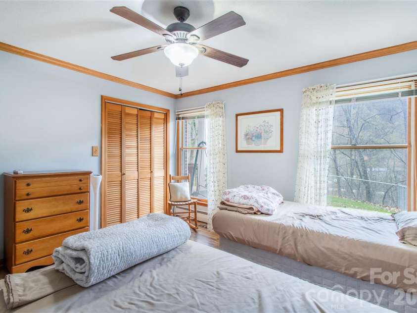 7835 US 23 Highway, Mars Hill, NC 28754.  MLS# CAR4395357, YatesRealty ID 35474. 
