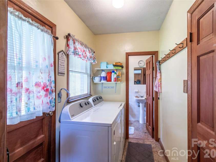 7835 US 23 Highway, Mars Hill, NC 28754.  MLS# CAR4395357, YatesRealty ID 35474. 