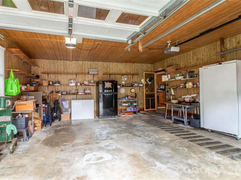 7835 US 23 Highway, Mars Hill, NC 28754.  MLS# CAR4395357, YatesRealty ID 35474. 