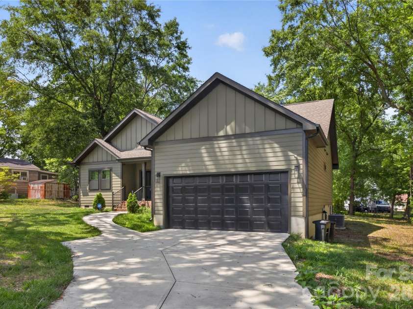 1608 James Street, Gastonia, NC 28052.  MLS# CAR4400951, YatesRealty ID 35475. 