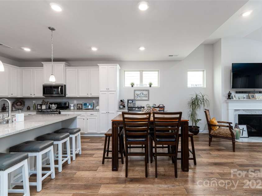 550 Rustlewood Way, Rock Hill, SC 29732.  MLS# CAR4322287, YatesRealty ID 35477. 