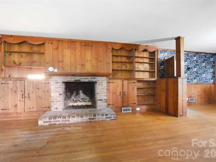 1131 Christopher Circle, Rock Hill, SC 29730.  MLS# CAR4398625, YatesRealty ID 35478. 