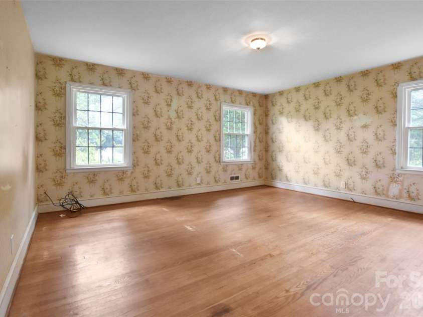 1131 Christopher Circle, Rock Hill, SC 29730.  MLS# CAR4398625, YatesRealty ID 35478. 