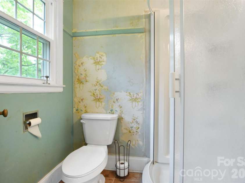 1131 Christopher Circle, Rock Hill, SC 29730.  MLS# CAR4398625, YatesRealty ID 35478. 