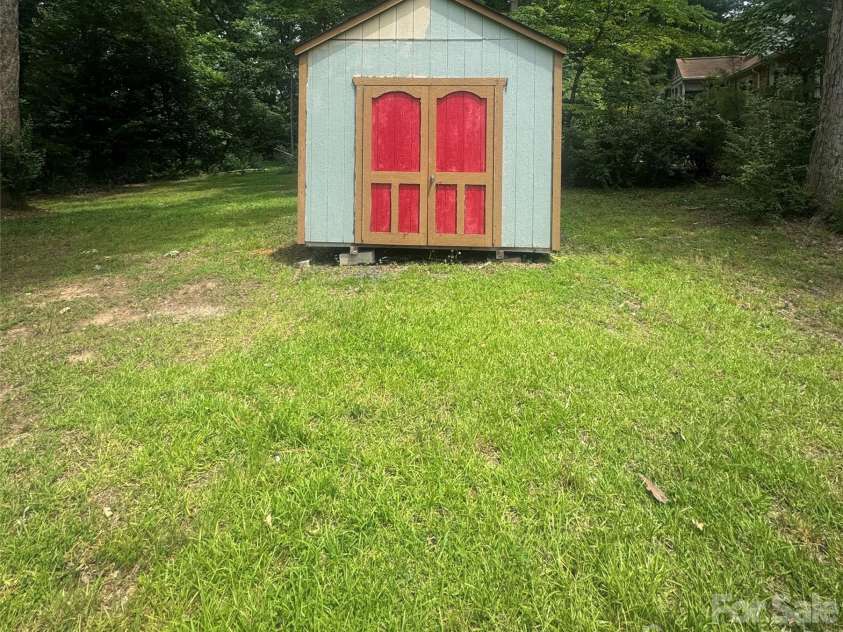 1131 Christopher Circle, Rock Hill, SC 29730.  MLS# CAR4398625, YatesRealty ID 35478. 