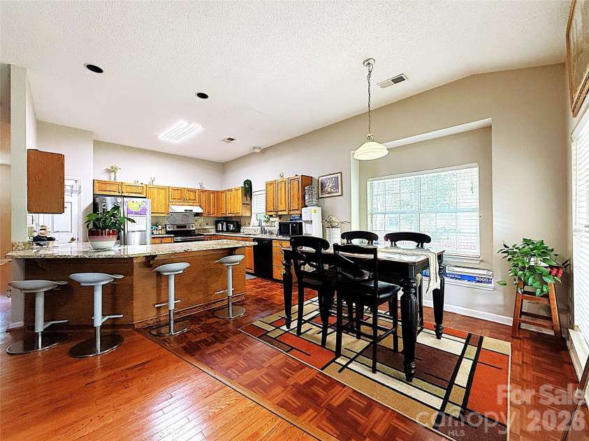 13636 Portpatrick Lane, Matthews, NC 28105.  MLS# CAR4401119, YatesRealty ID 35479. 