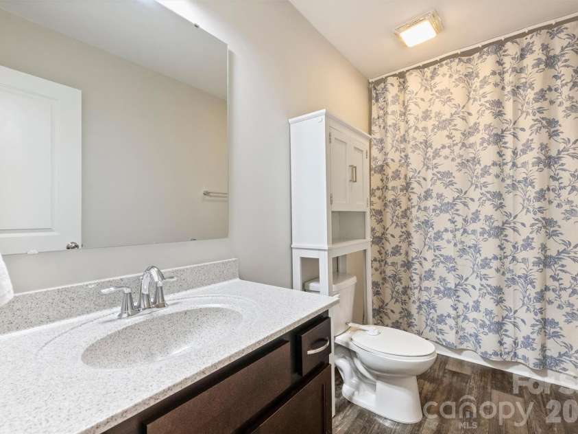 5639 Barclay Court, Fort Mill, SC 29707.  MLS# CAR4350683, YatesRealty ID 3548. 