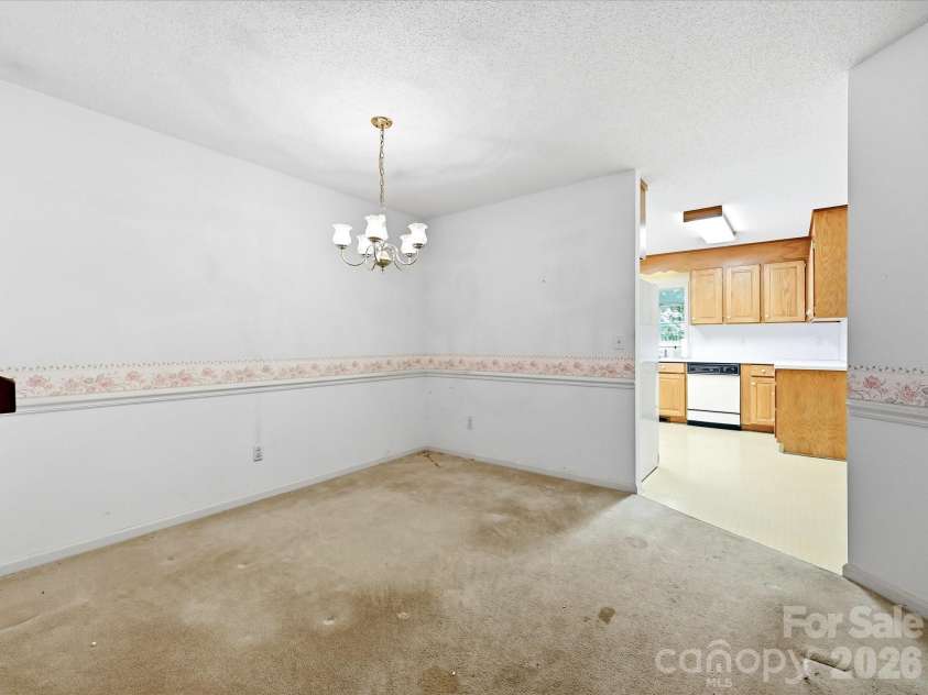 5950 King Wilkinson Road, Denver, NC 28037.  MLS# CAR4398523, YatesRealty ID 35480. Formal dining room