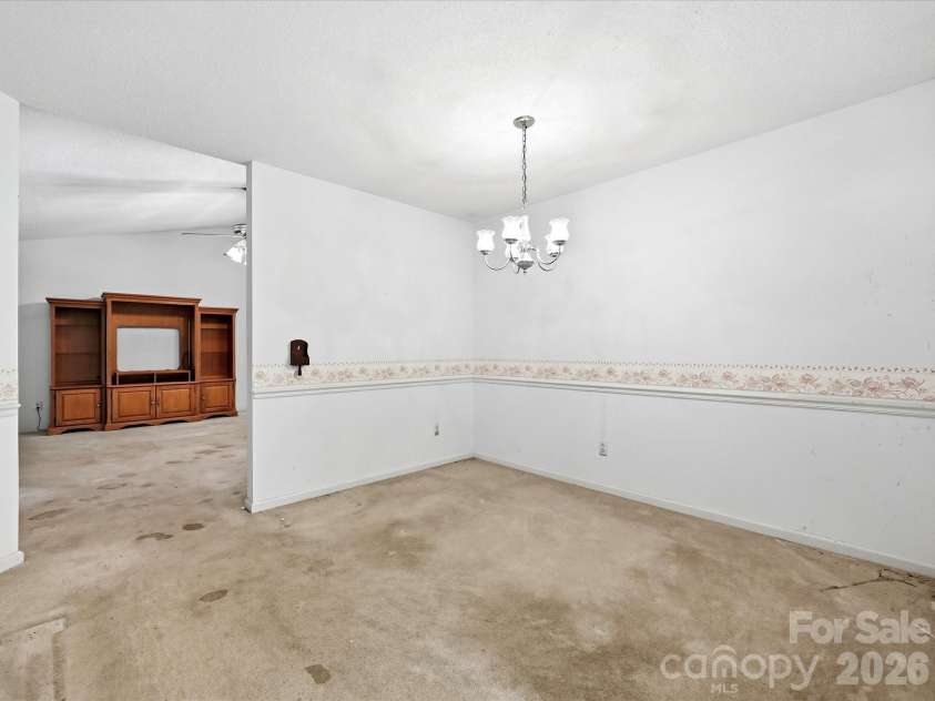 5950 King Wilkinson Road, Denver, NC 28037.  MLS# CAR4398523, YatesRealty ID 35480. Formal dining room