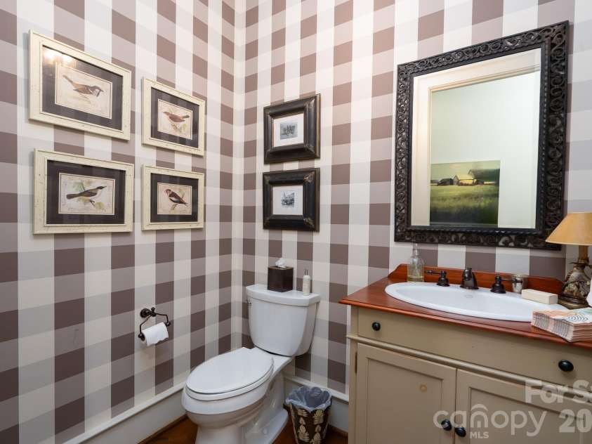 2375 Southpoint Lane, New London, NC 28127.  MLS# CAR4394113, YatesRealty ID 35481. Half Bath
