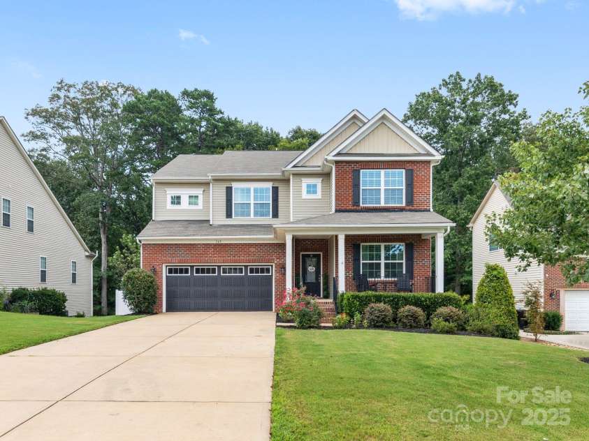 169 Pecan Hills Drive, Mooresville, NC 28115.  MLS# CAR4285952, YatesRealty ID 35482. 