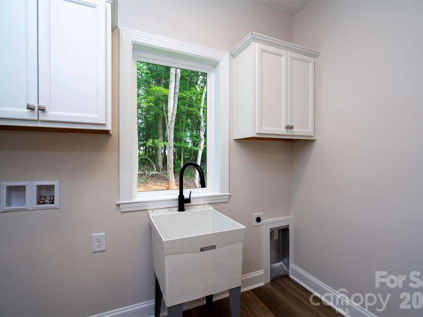3008 Buffet Lane, Monroe, NC 28110.  MLS# CAR4389210, YatesRealty ID 35482. 