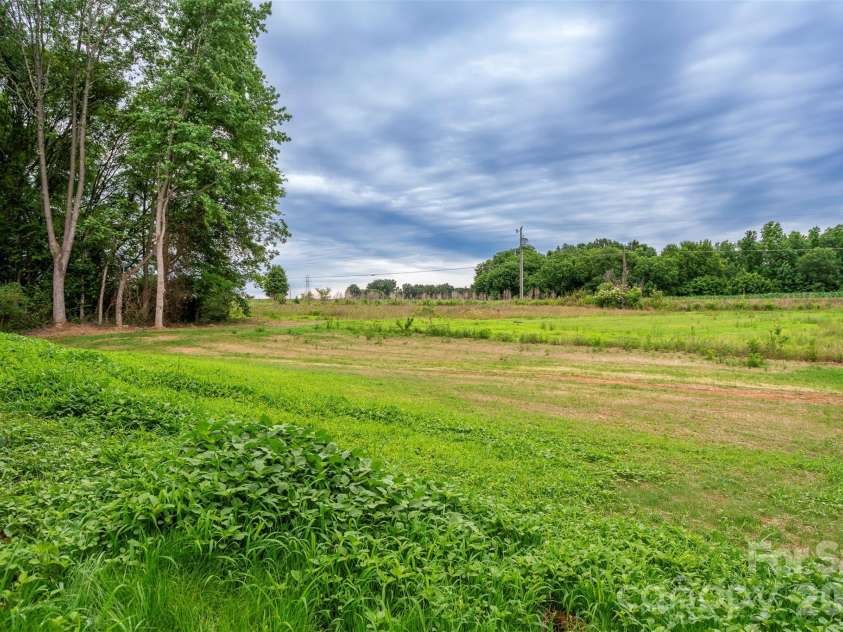 3008 Buffet Lane, Monroe, NC 28110.  MLS# CAR4389210, YatesRealty ID 35482. 