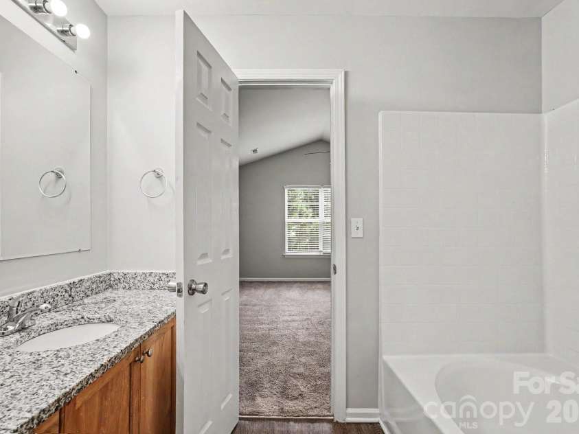 5336 Beam Lake Drive, Charlotte, NC 28216.  MLS# CAR4398542, YatesRealty ID 35483. 